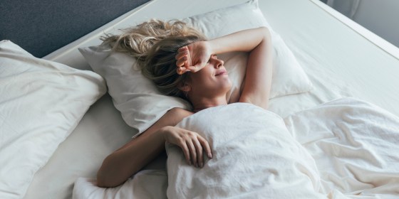 upgrade-your-sleep:-the-surprising-benefits-of-premium-grounding-sheets